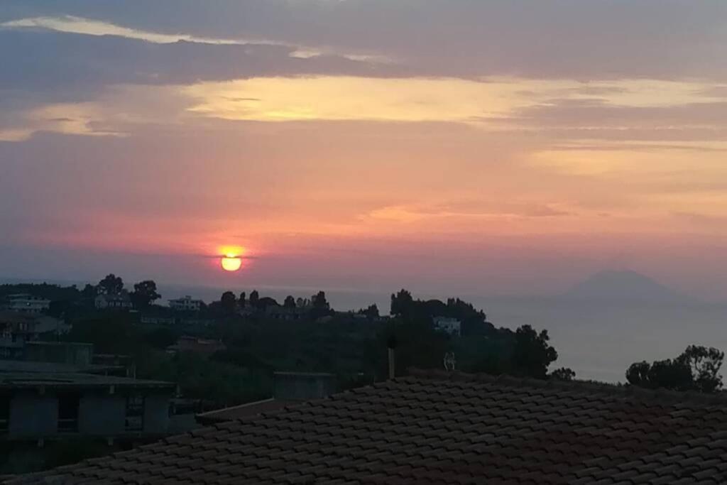 Appartamento Orizzonte Stromboli Tropea Esterno foto