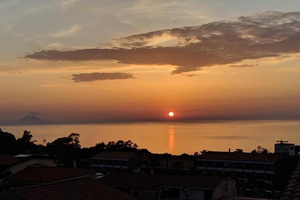 Appartamento Orizzonte Stromboli Tropea Esterno foto