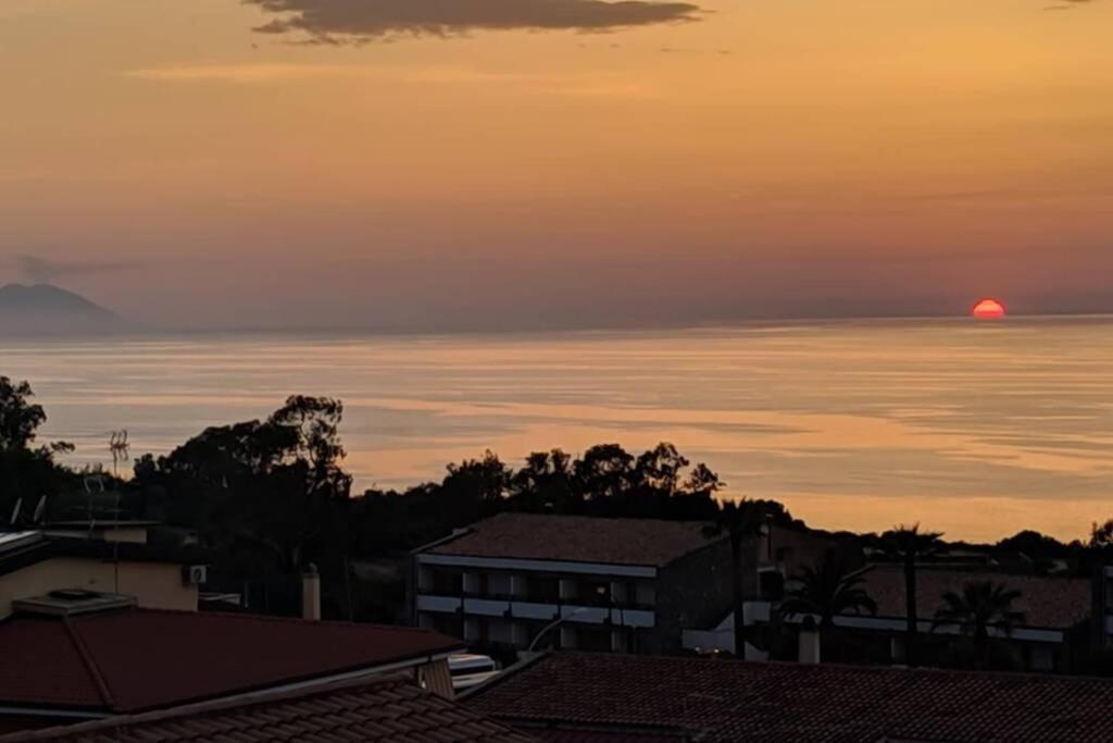 Appartamento Orizzonte Stromboli Tropea Esterno foto